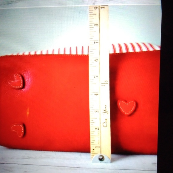 Brighton Canvas & Leather Bag W/Bamboo Handles - Picture 6 of 13